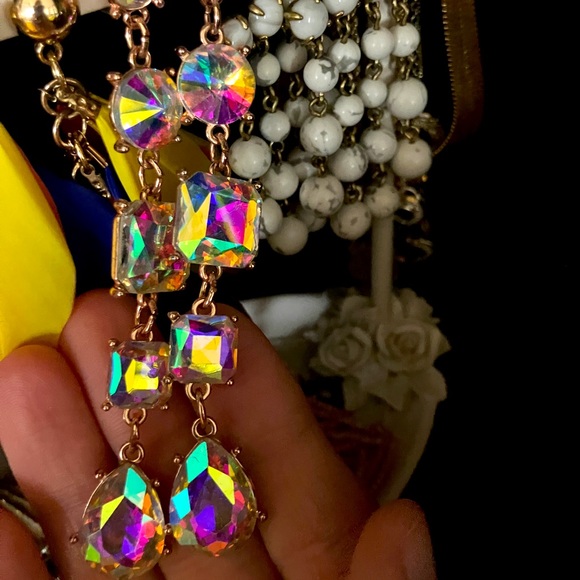 Jewelry - Sparkly earrings